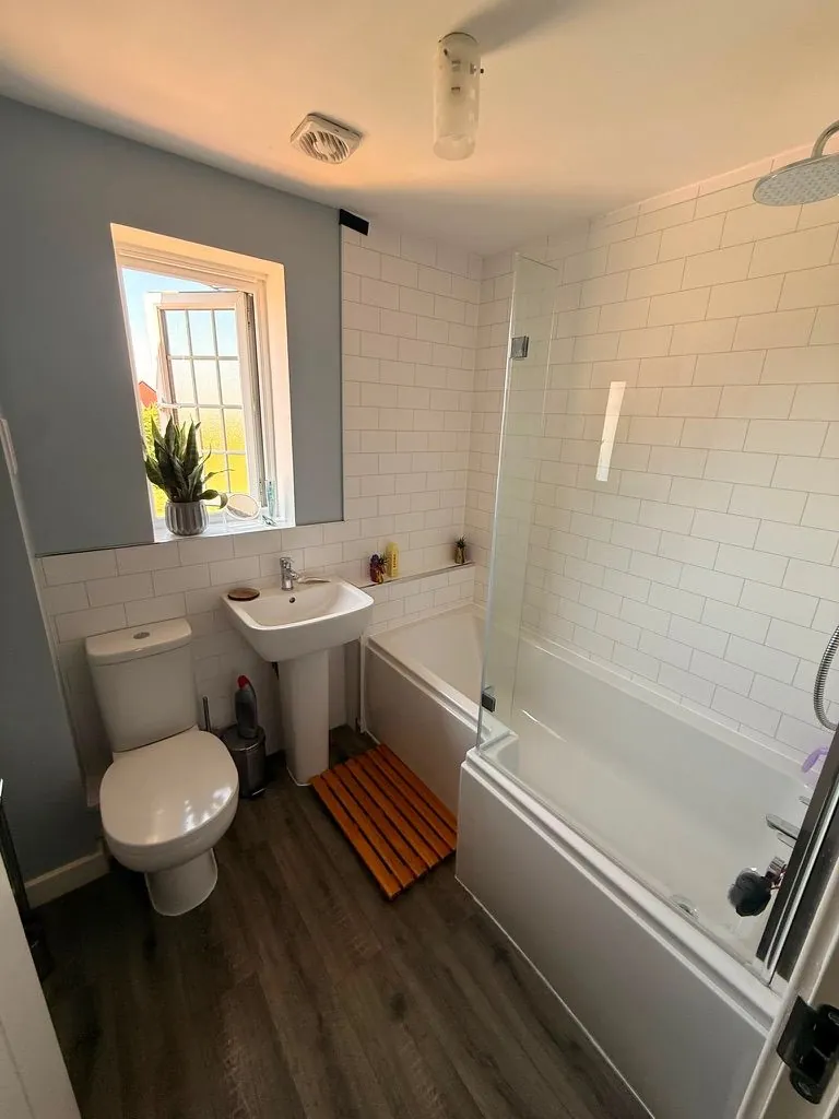 Bathroom, cloakroom and en-suite fitted in Shavington | view 2