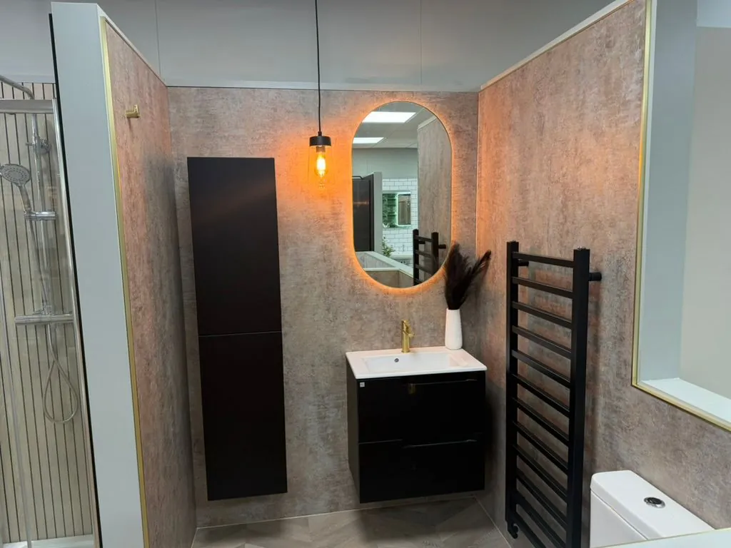 Full showroom refit in Solihull by Warm-Wise | photo 13
