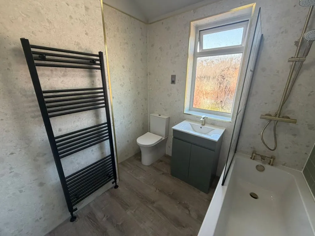Bathroom, Manchester | Warm-Wise project album